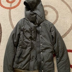 H&M Green Puffy Coat Size 2